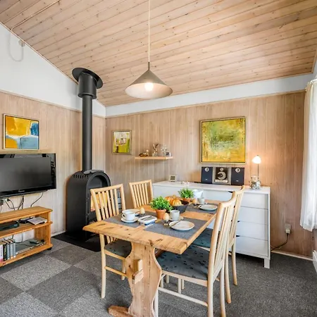 Casa de Férias Borghild - 1-5km From The Sea By Interhome *